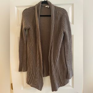 BB Dakota cardigan
